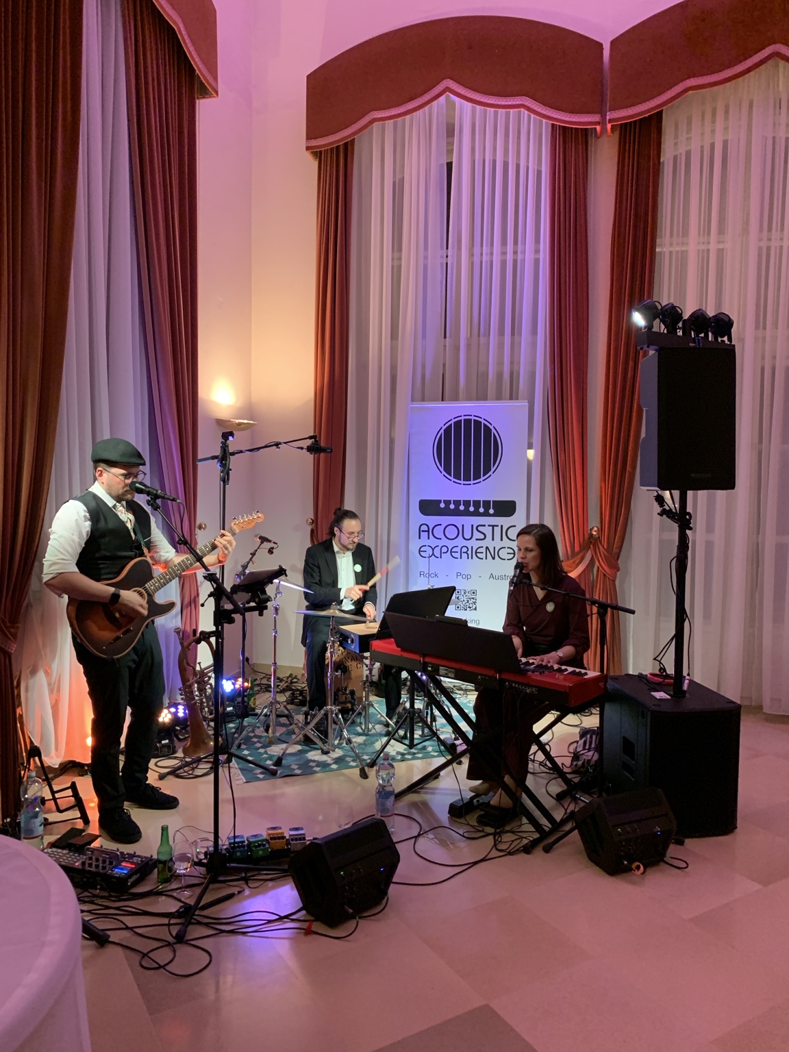 Acoustic Experience Bühne